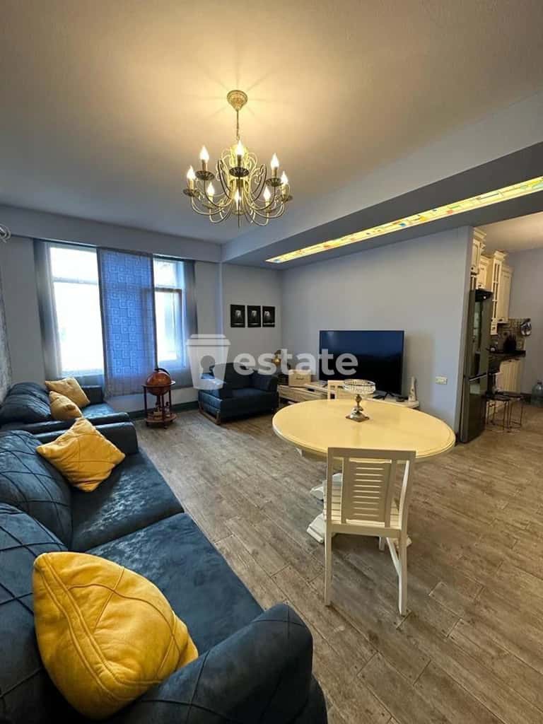 2+1 в Грузии - Такаишвили 5