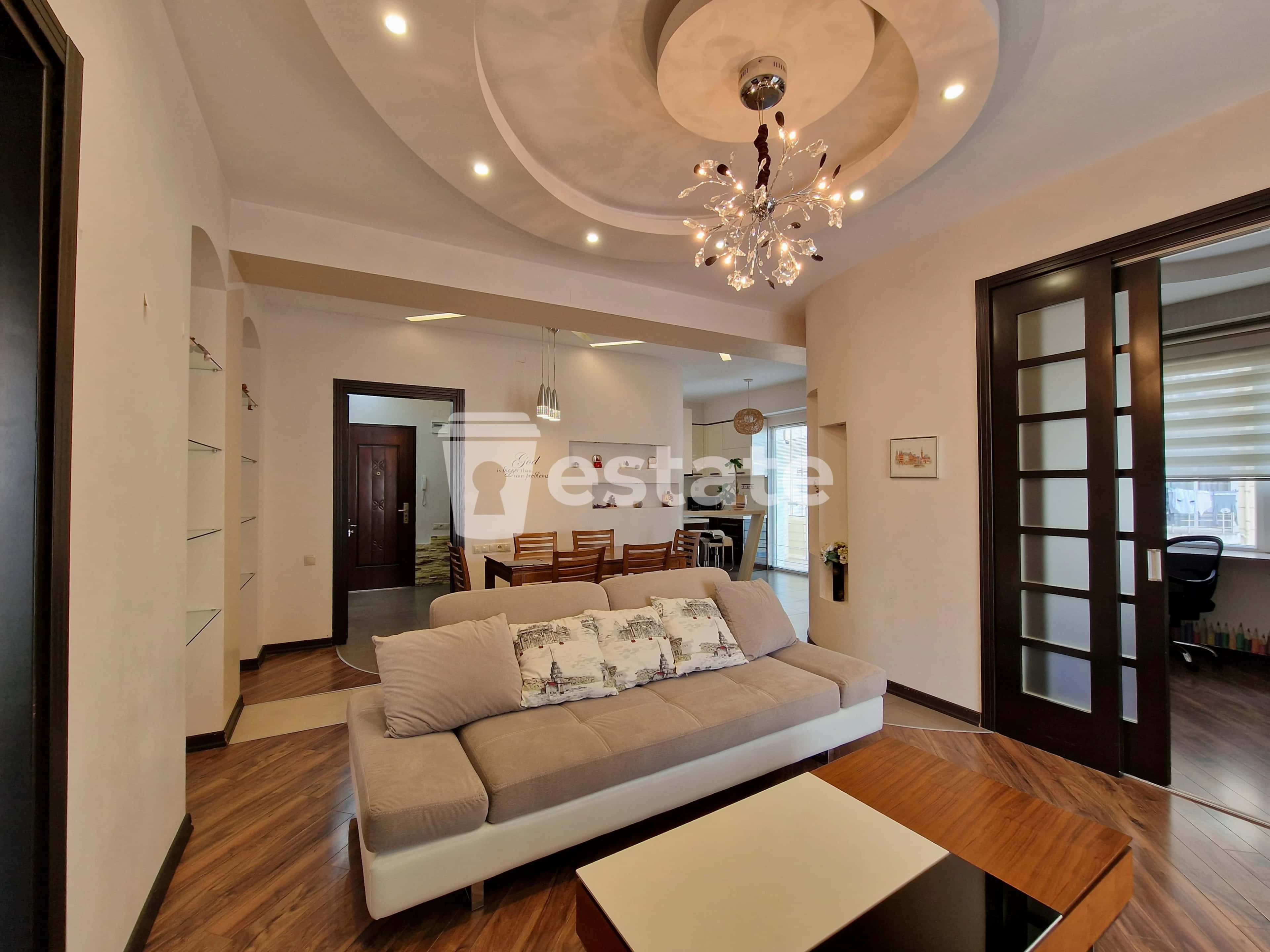 2+1 в Грузии - Лермонтова 57